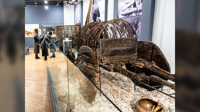 亞美尼亞青銅時(shí)代的“敞篷豪車” 1.6米巨輪與精湛工藝的見證